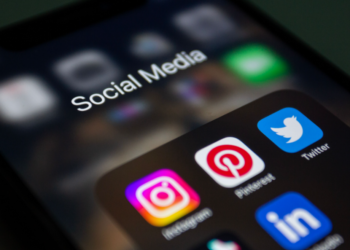 Lo que las redes sociales revelan antes de una entrevista laboral