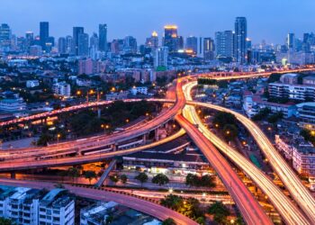Rockefeller y OpenAI se alían para ayudar a las ciudades a mejorar servicios públicos con IA